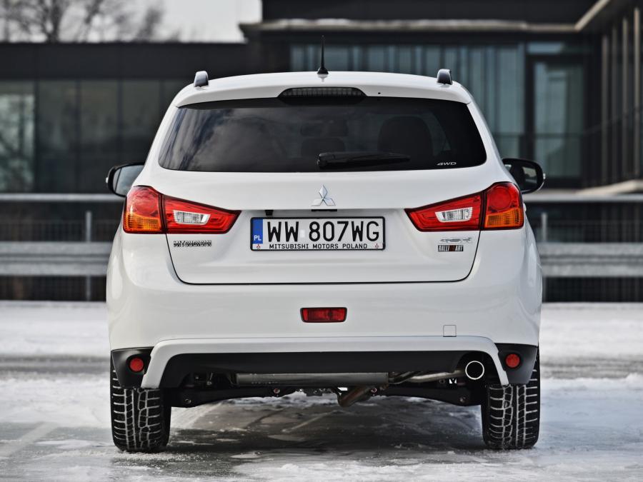 Mitsubishi ASX RalliArt 2014 года  (фото 3 из 21)